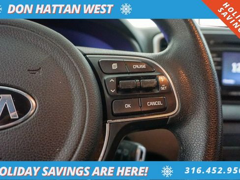 Used 2019 Kia Sportage LX image 11