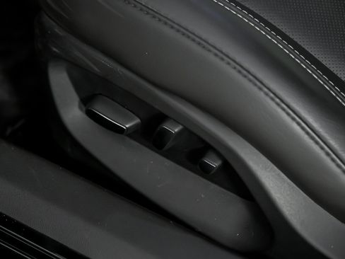 Used 2018 Chevrolet Corvette Z06 RWD image 24