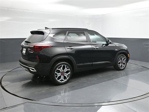 Used 2021 Kia Seltos SX image 11