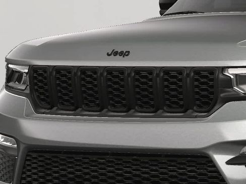 New 2025 Jeep Grand Cherokee Limited w/ Black Appearance Package image 14