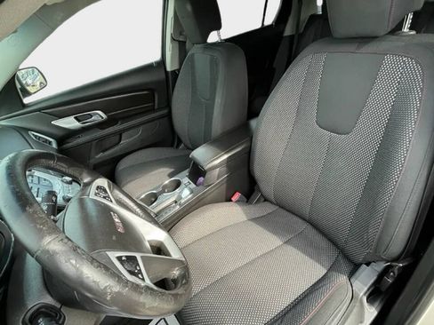 Used 2010 GMC Terrain SLE FWD image 10