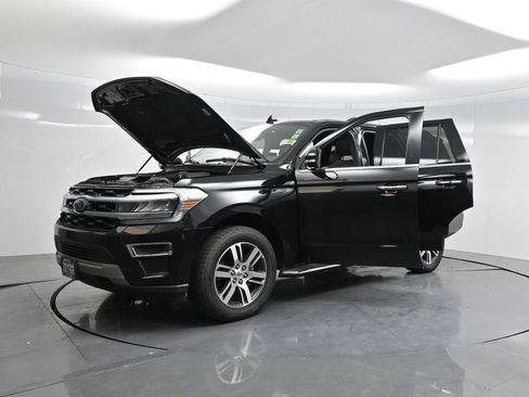 Used 2022 Ford Expedition Limited image 53