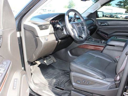 Used 2017 GMC Yukon SLT w/ Open Road Package RWD image 14