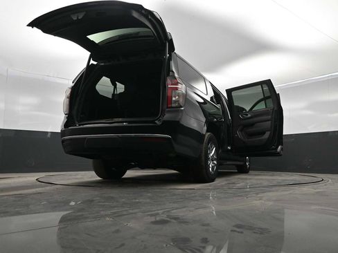 Used 2024 Chevrolet Suburban LT image 51