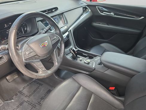 Used 2020 Cadillac XT5 Premium Luxury FWD image 14