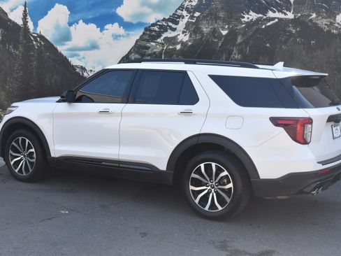 Used 2021 Ford Explorer ST w/ Equipment Group 401A AWD/4WD image 9