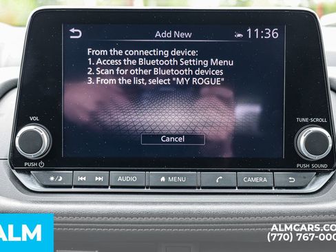 Used 2025 Nissan Rogue SV image 38