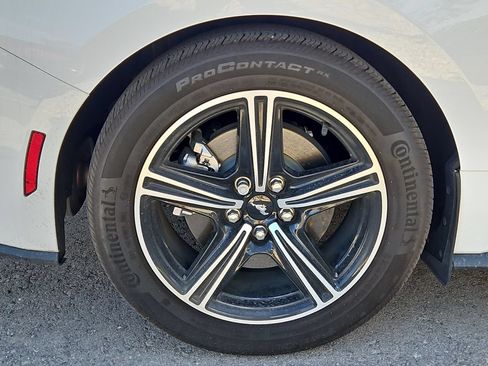 Used 2024 Ford Mustang Coupe RWD image 5