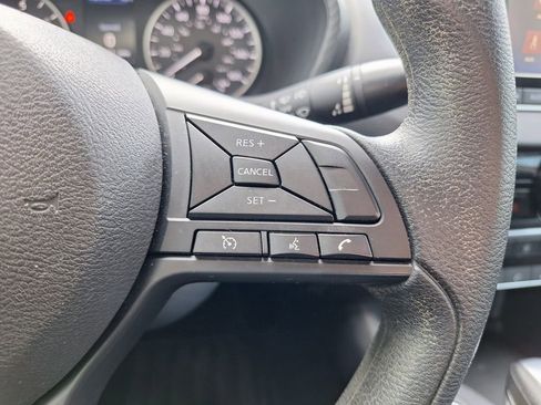 Used 2024 Nissan Sentra S FWD image 19