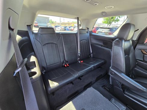 Used 2016 GMC Acadia Denali AWD/4WD image 18