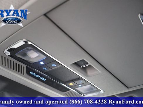 Used 2023 Ford F250 Lariat w/ Chrome Package image 28