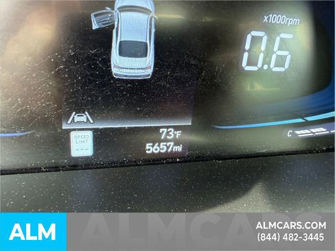 Used 2025 Hyundai Elantra Sport image 23