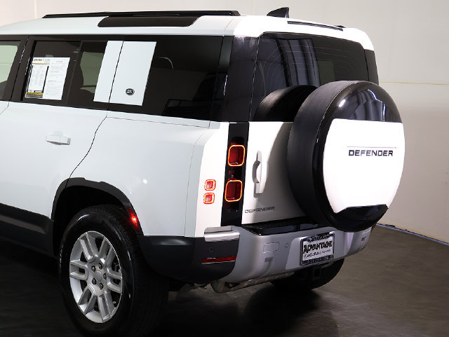 Used 2024 Land Rover Defender 110 S AWD/4WD image 11