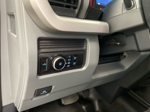 New 2026 Ford F250 XL w/ XL Chrome Package image 16