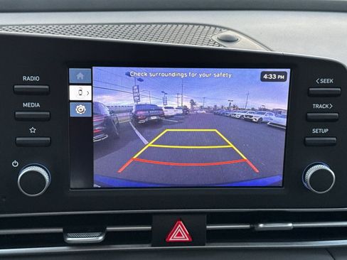 Certified 2025 Hyundai Elantra Blue image 21