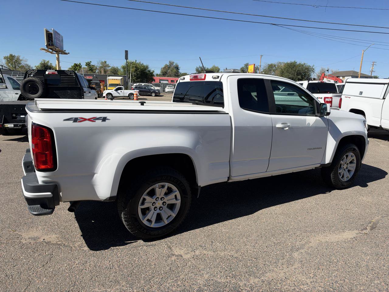 Used 2022 Chevrolet Colorado LT w/ Fleet Safety Package AWD/4WD image 4