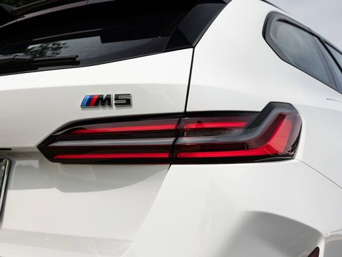 Used 2025 BMW M5 Touring w/ M Driver's Package AWD/4WD image 57
