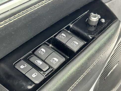 Used 2022 Jeep Wagoneer Series II image 34