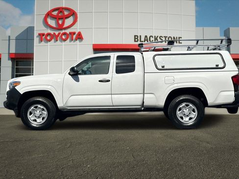 Used 2023 Toyota Tacoma SR RWD image 6