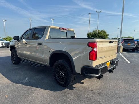 Used 2023 Chevrolet Silverado 1500 ZR2 AWD/4WD image 6