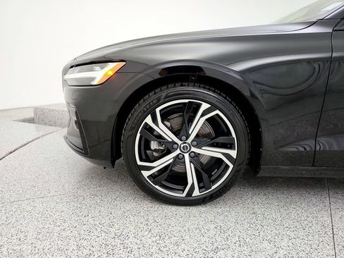 Used 2024 Volvo S60 B5 Core w/ Climate Package FWD image 29