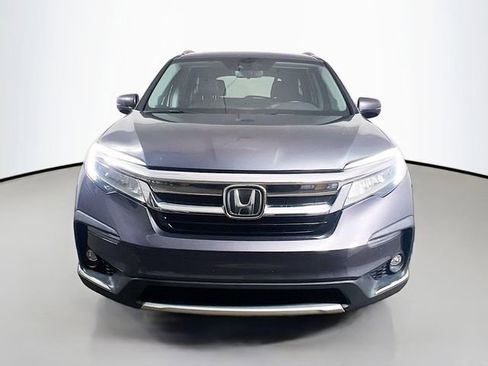 Used 2019 Honda Pilot Touring image 2