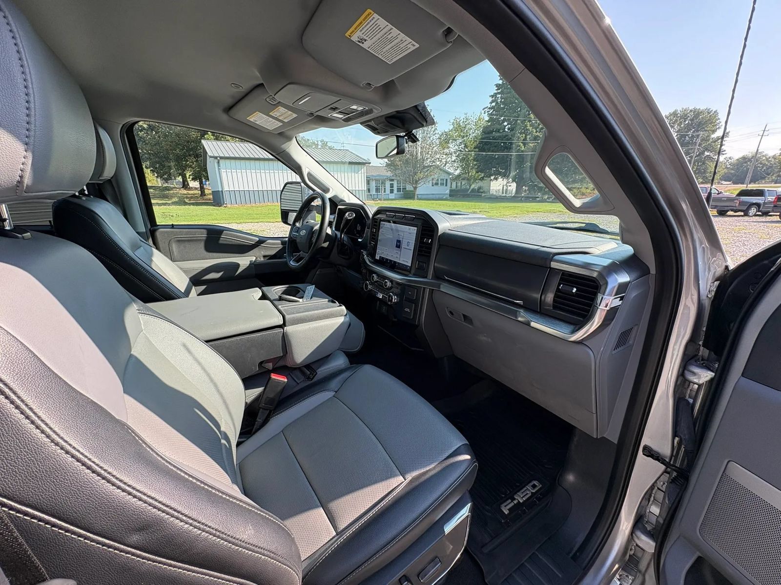 Used 2022 Ford F150 Lariat w/ Equipment Group 501A Mid AWD/4WD image 16