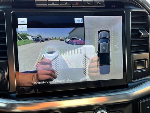 Used 2022 Ford F150 Lariat w/ Equipment Group 502A High image 30