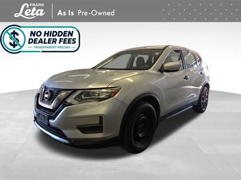 Used 2017 Nissan Rogue S FWD image 1