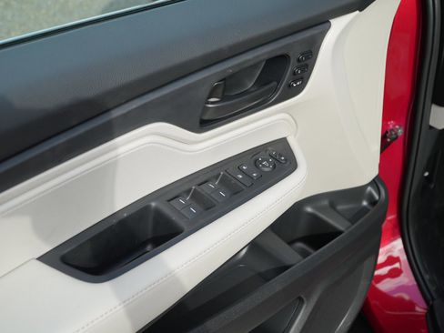 Used 2026 Honda Odyssey EX-L image 13