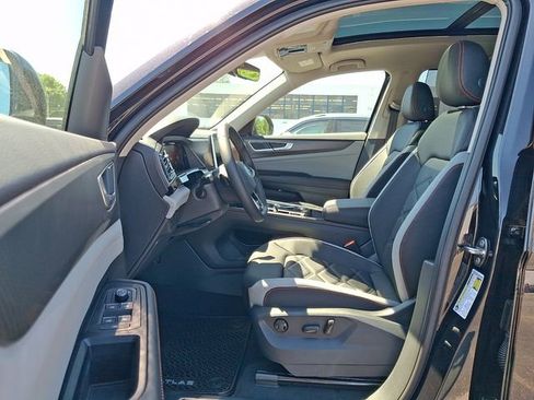 New 2026 Volkswagen Atlas Peak Edition AWD/4WD image 6
