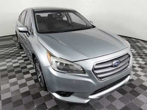 Used 2017 Subaru Legacy 2.5i Limited image 10