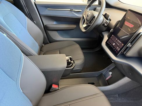 New 2026 Volvo EX30 Ultra w/ Climate Package image 19