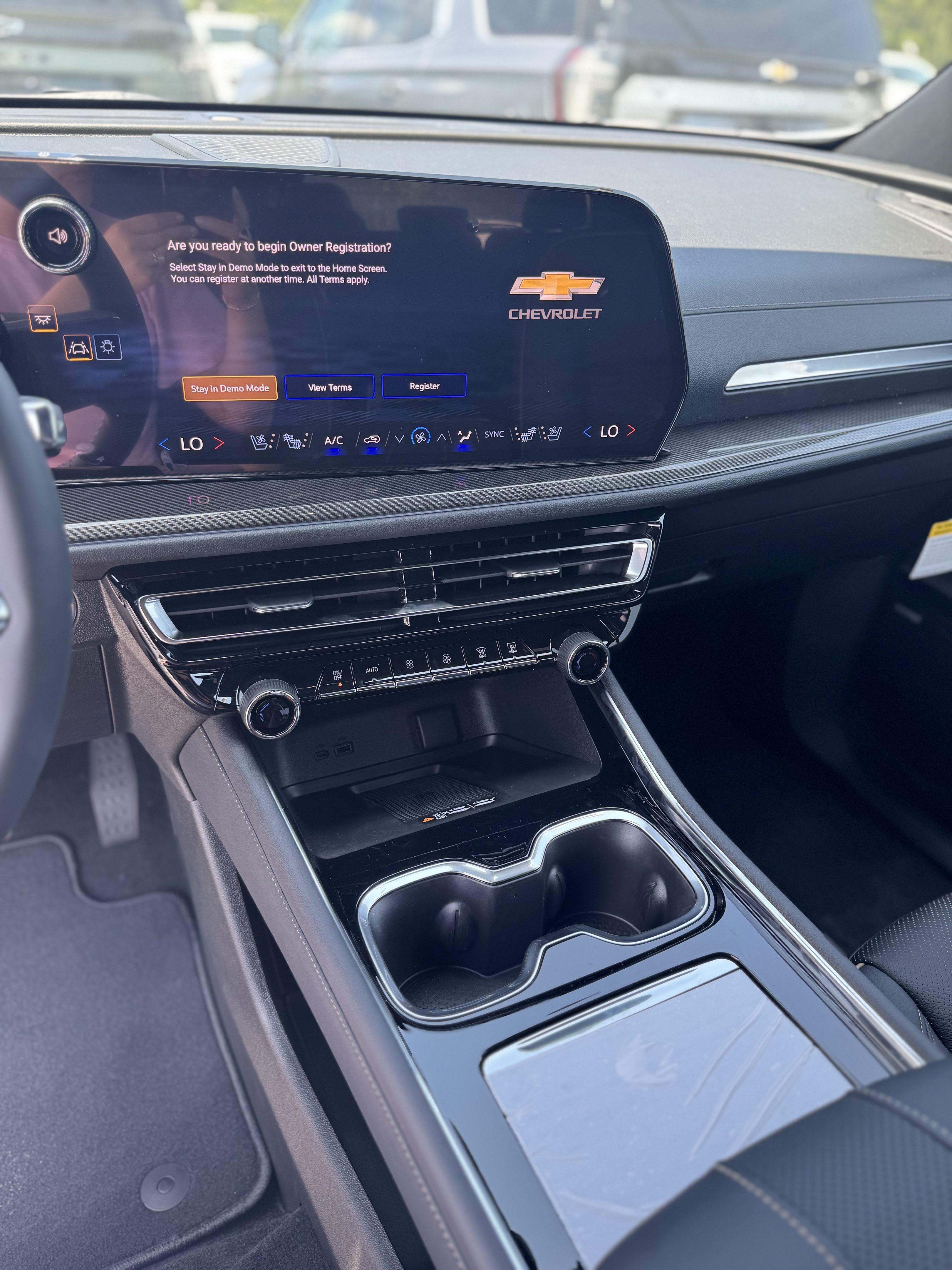 New 2026 Chevrolet Traverse High Country FWD image 12