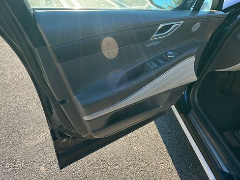 Used 2024 Genesis GV80 2.5T image 14