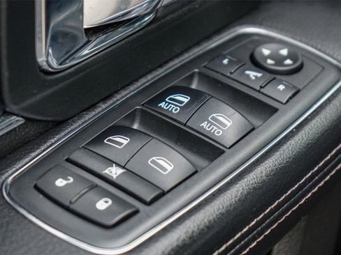 Used 2018 RAM 2500 Laramie w/ Sport Appearance Group AWD/4WD image 20
