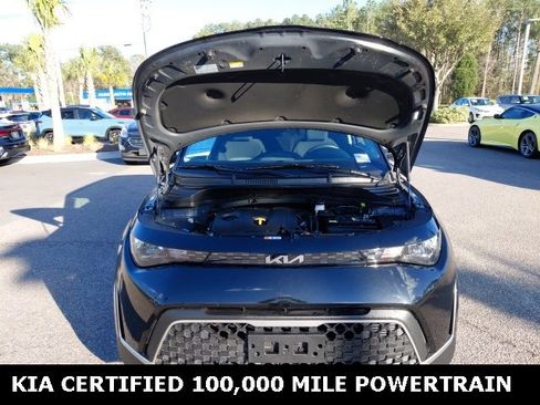 Certified 2025 Kia Soul LX image 9