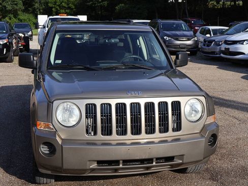 Used 2008 Jeep Patriot Sport FWD image 2