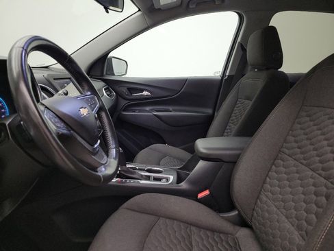 Used 2019 Chevrolet Equinox LT image 17
