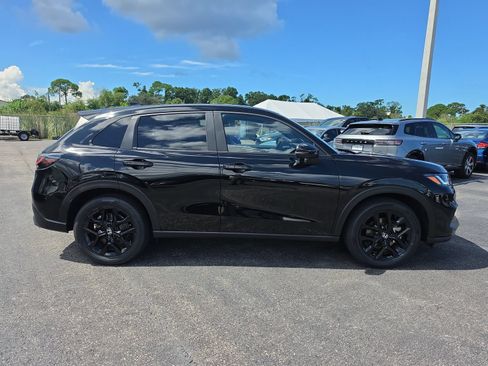 Certified 2024 Honda HR-V Sport image 3