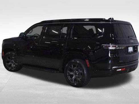 New 2026 Jeep Grand Wagoneer 4WD image 7