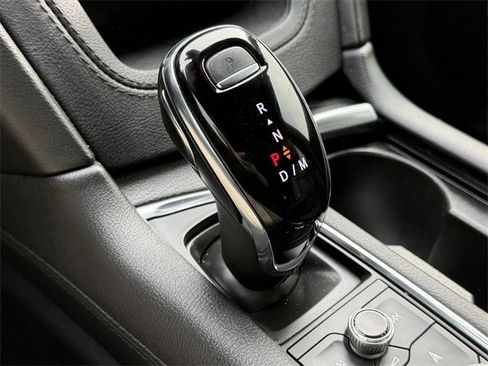 Used 2024 Cadillac XT6 Premium Luxury w/ Technology Package image 19