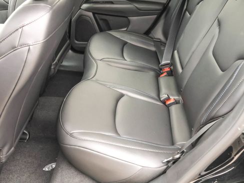 New 2026 Jeep Compass Limited image 12