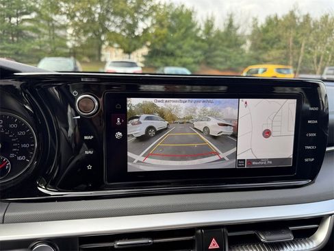 Used 2024 Kia K5 GT-Line image 17