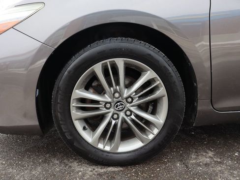Used 2017 Toyota Camry SE image 22