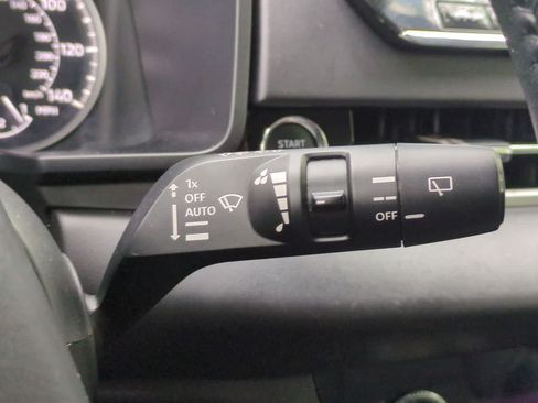 Used 2024 Mitsubishi Outlander SE FWD image 26
