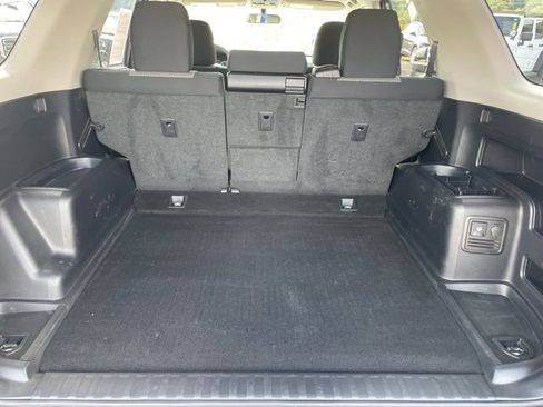 Used 2018 Toyota 4Runner SR5 image 10