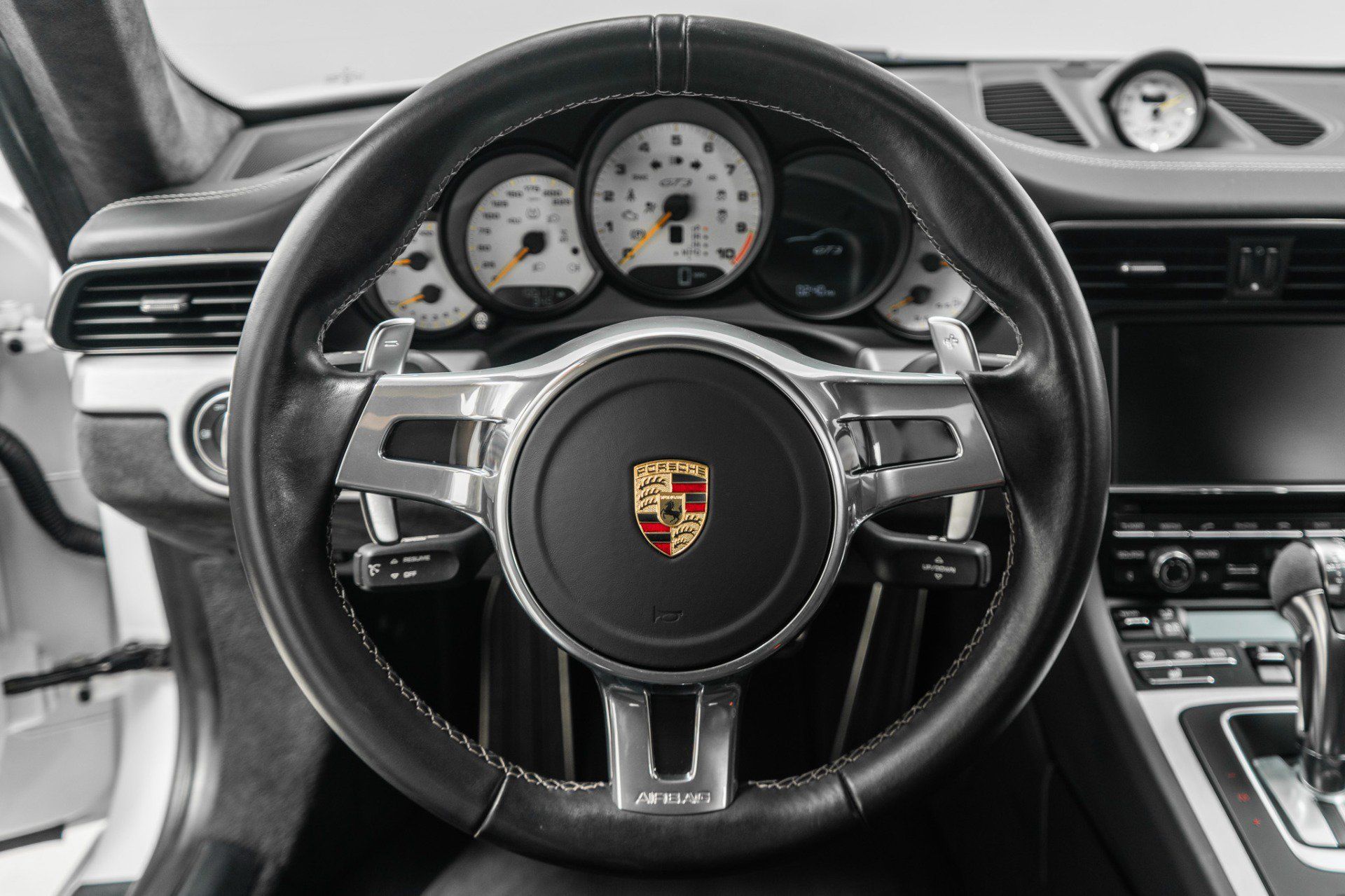 Used 2014 Porsche 911 GT3 RWD image 15
