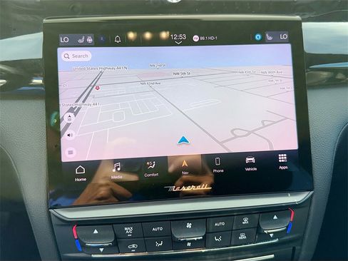 Used 2022 Maserati Quattroporte GT image 14