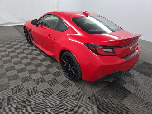 Used 2023 Toyota GR86 Premium image 6